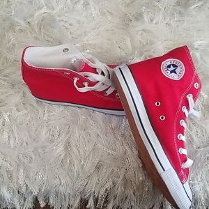 NWOT Kedi Sport Superstar